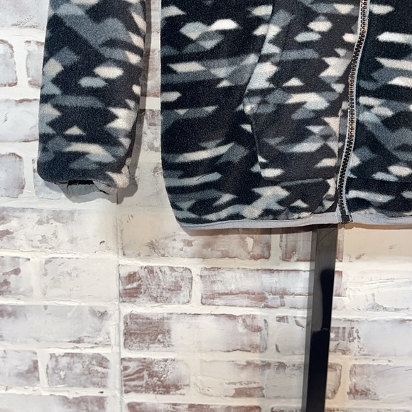 Eddie Bauer reversible jacket youth 10/12 - Picture 3 of 5